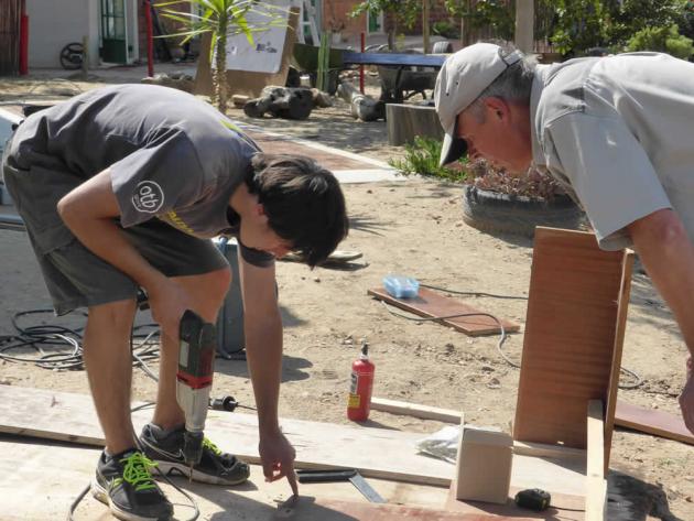 Thanks Rainer and Manuel for getting the play kitchen underway